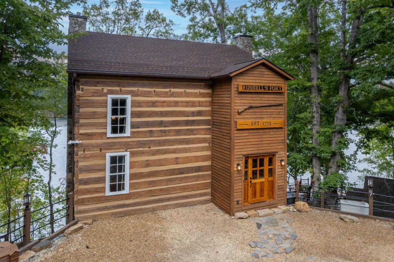 Russell'S Fort At White Oak Point: Historical Cabin On Lake Lure, Luxury, Direct Lake Access! Villa Dış mekan fotoğraf