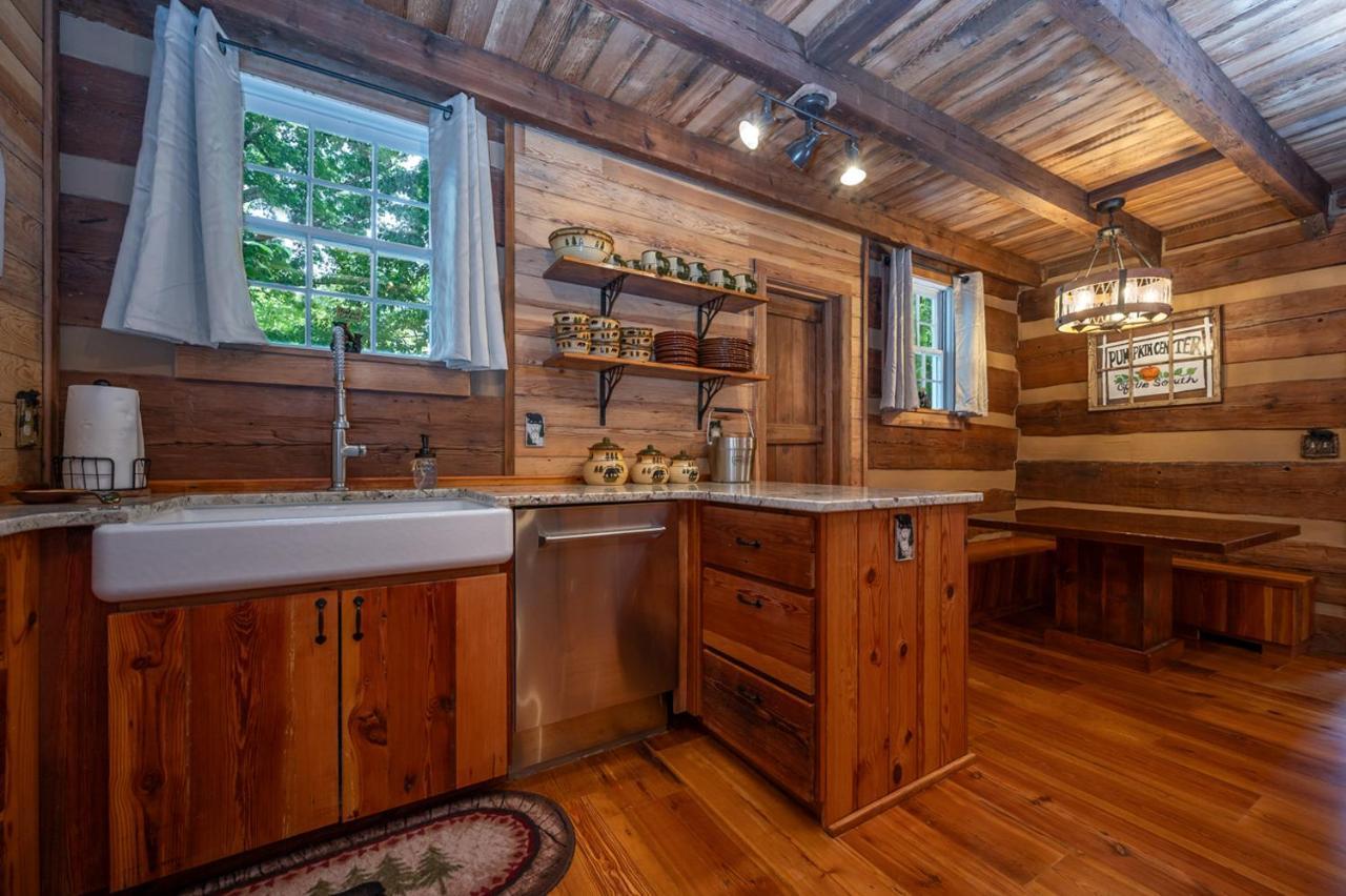 Russell'S Fort At White Oak Point: Historical Cabin On Lake Lure, Luxury, Direct Lake Access! Villa Dış mekan fotoğraf