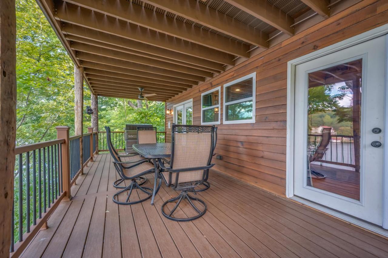 Russell'S Fort At White Oak Point: Historical Cabin On Lake Lure, Luxury, Direct Lake Access! Villa Dış mekan fotoğraf