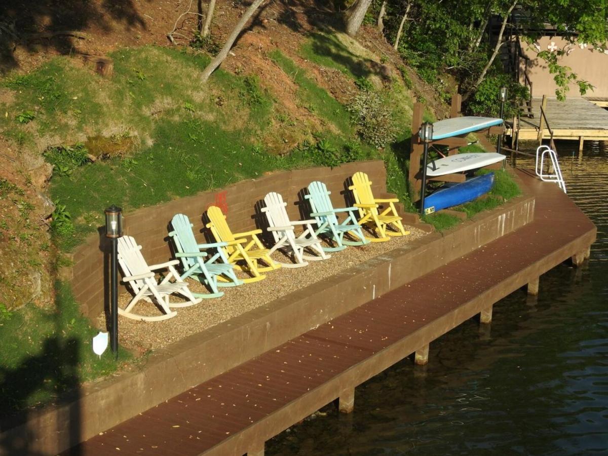 Russell'S Fort At White Oak Point: Historical Cabin On Lake Lure, Luxury, Direct Lake Access! Villa Dış mekan fotoğraf