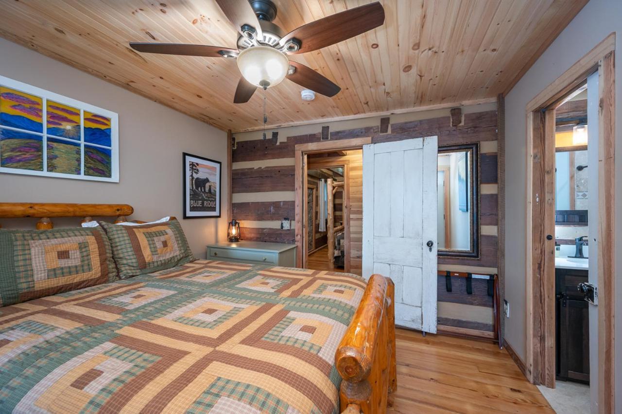 Russell'S Fort At White Oak Point: Historical Cabin On Lake Lure, Luxury, Direct Lake Access! Villa Dış mekan fotoğraf
