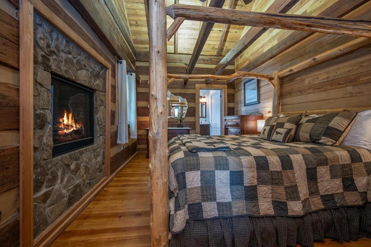 Russell'S Fort At White Oak Point: Historical Cabin On Lake Lure, Luxury, Direct Lake Access! Villa Dış mekan fotoğraf